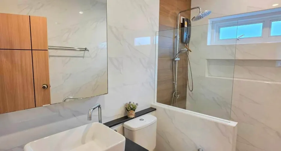 For sale 3 bedrooms villa in Huay Yai, Pattaya