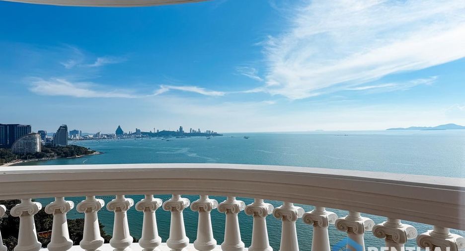 For sale 3 bedrooms condo in Bang Lamung, Chonburi