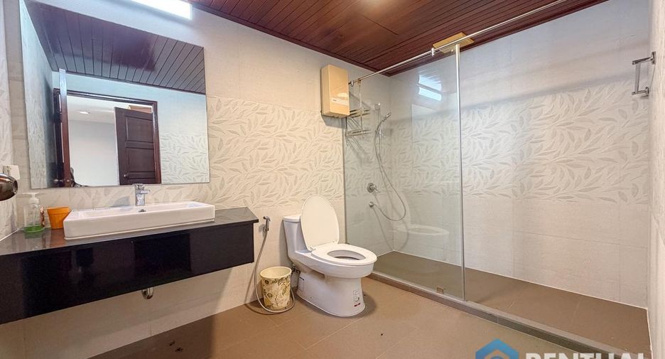 For sale 3 bedrooms condo in Bang Lamung, Chonburi
