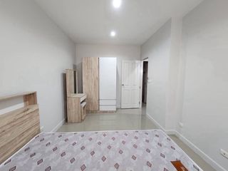 For sale 2 bedrooms townhouse in Mueang Chiang Mai, Chiang Mai