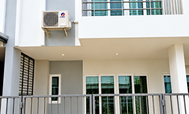 For sale 2 bedrooms townhouse in Mueang Chiang Mai, Chiang Mai