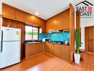 À louer 3 chambres maison à Si Racha, Chonburi