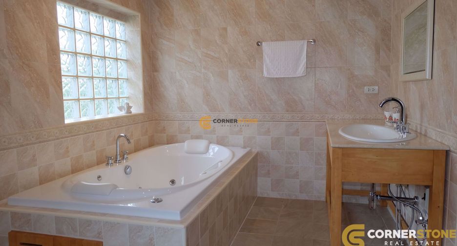 For rent 3 ベッドルーム house in Bang Lamung, Chonburi