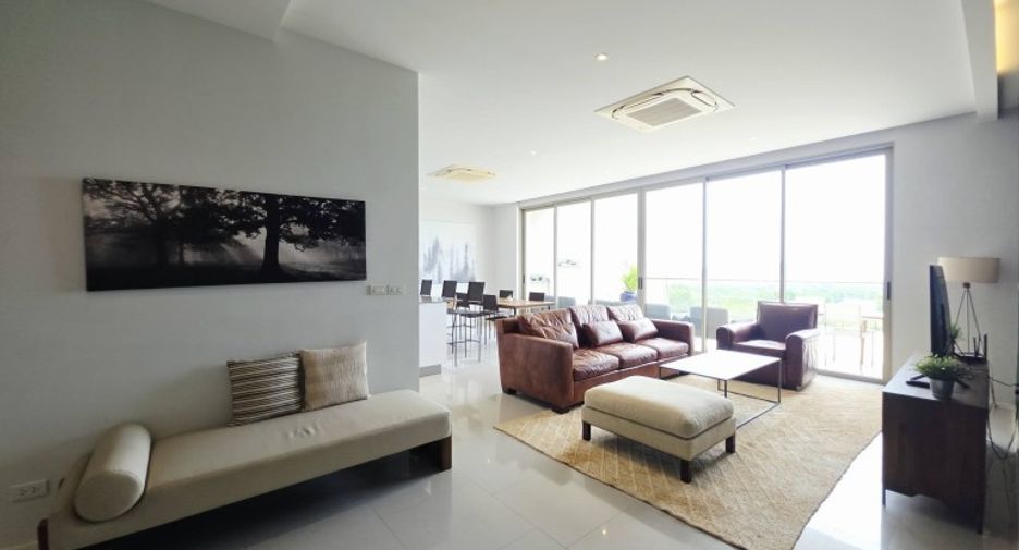 For sale 3 bedrooms condo in Bang Saray, Pattaya