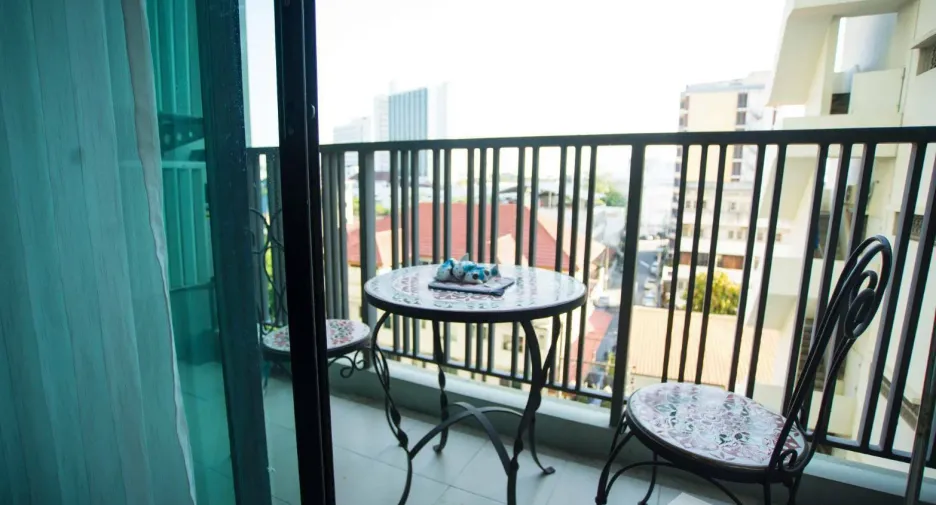 For sale and for rent 2 bedrooms condo in Mueang Chiang Mai, Chiang Mai