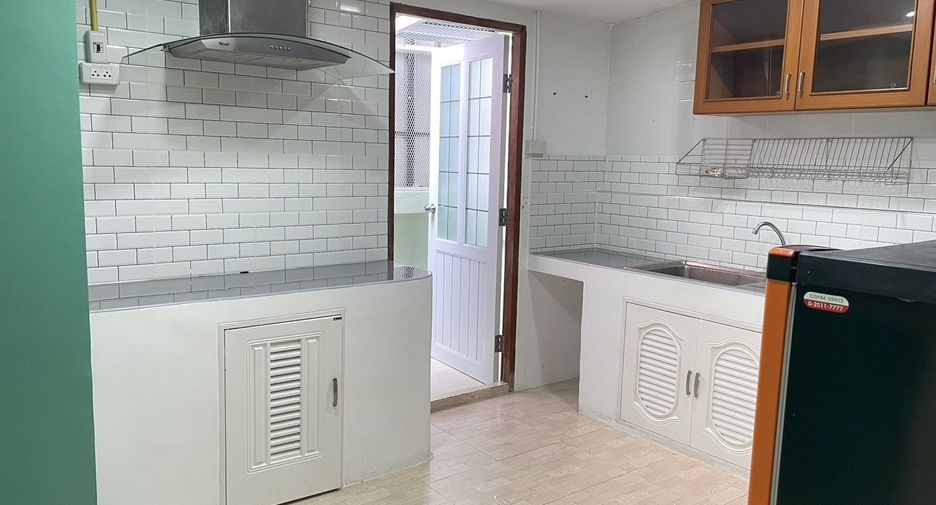 ขาย 3 ห้องนอน ทาวน์เฮ้าส์ ใน หางดง, เชียงใหม่