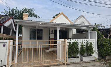 For sale 2 bedrooms house in Mueang Chiang Mai, Chiang Mai