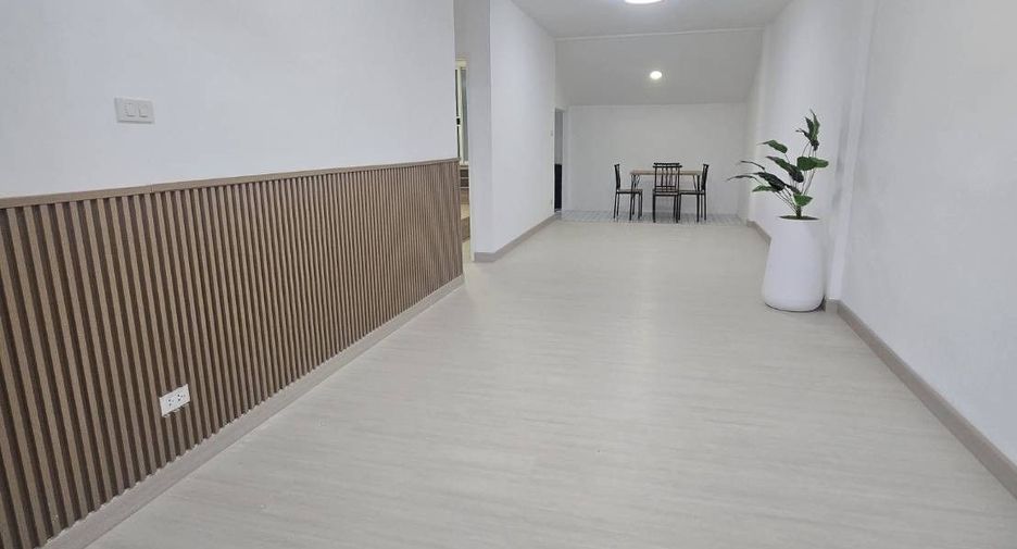 For sale 2 bedrooms house in Mueang Chiang Mai, Chiang Mai