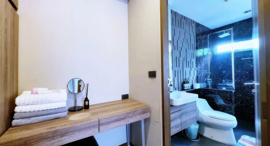 For rent 2 bedrooms condo in Mueang Chiang Mai, Chiang Mai