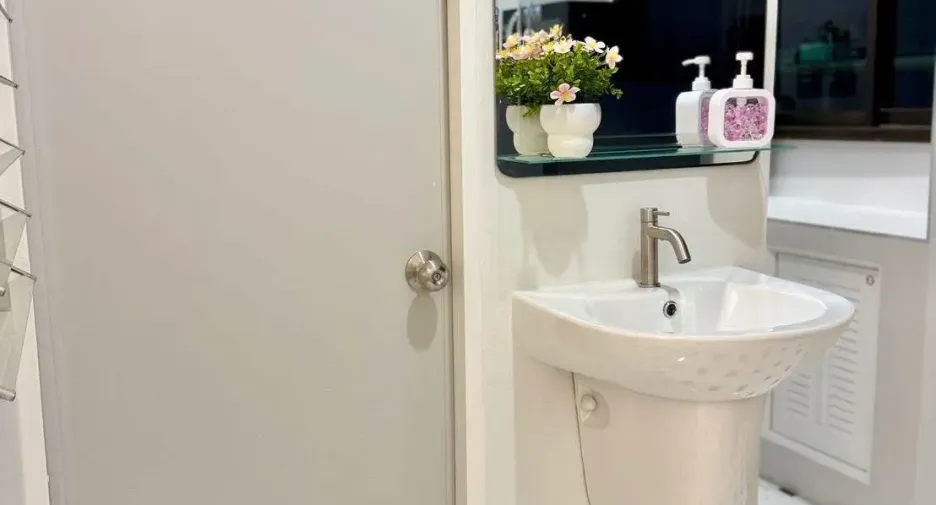 For sale 2 bedrooms apartment in Mueang Chiang Mai, Chiang Mai