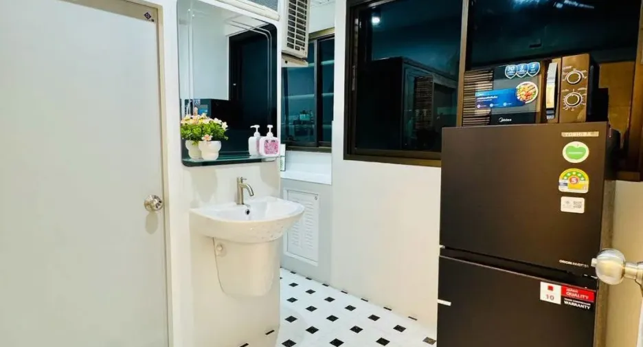 For sale 2 bedrooms apartment in Mueang Chiang Mai, Chiang Mai