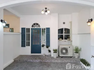 For rent 7 bedrooms townhouse in Pak Kret, Nonthaburi