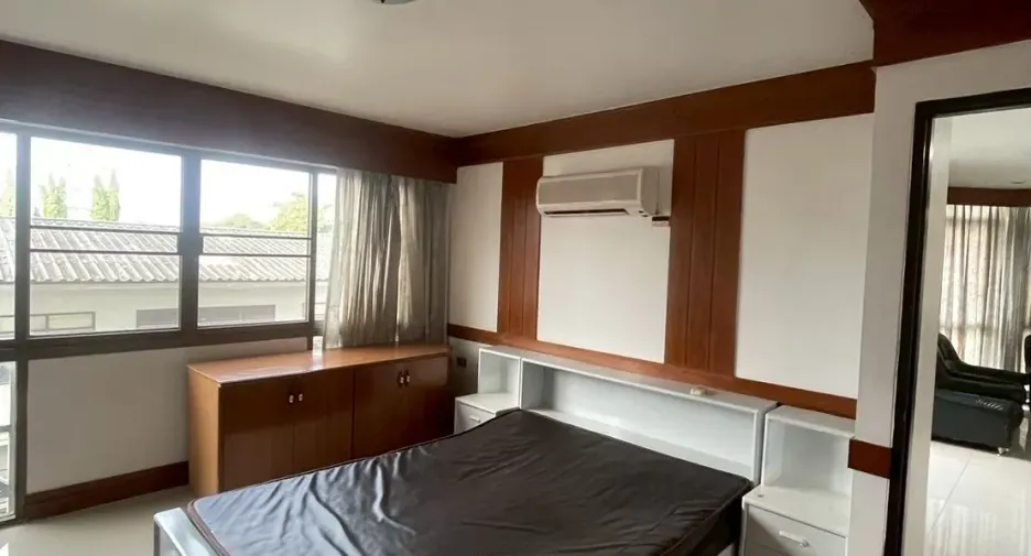 À vendre et à louer 2 chambres condo à Wang Thonglang, Bangkok
