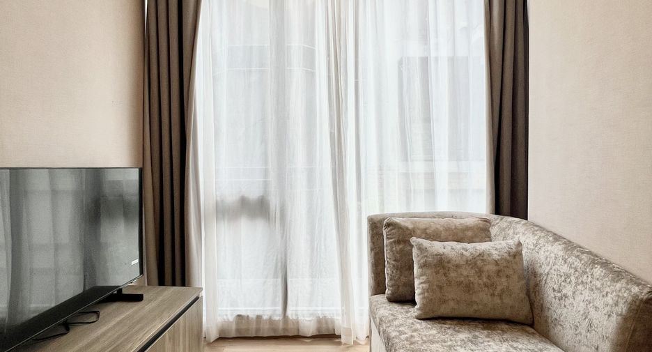 For rent studio condo in Huai Khwang, Bangkok