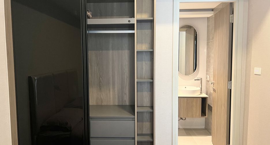 For rent studio condo in Huai Khwang, Bangkok