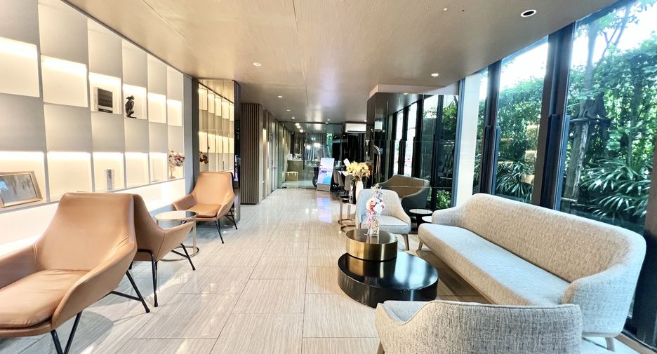 For rent studio condo in Huai Khwang, Bangkok