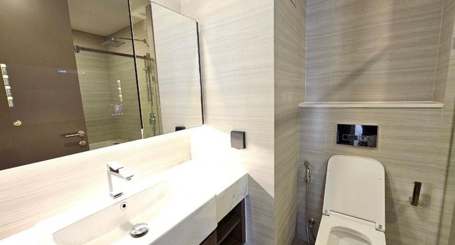 For rent 2 bedrooms condo in Watthana, Bangkok