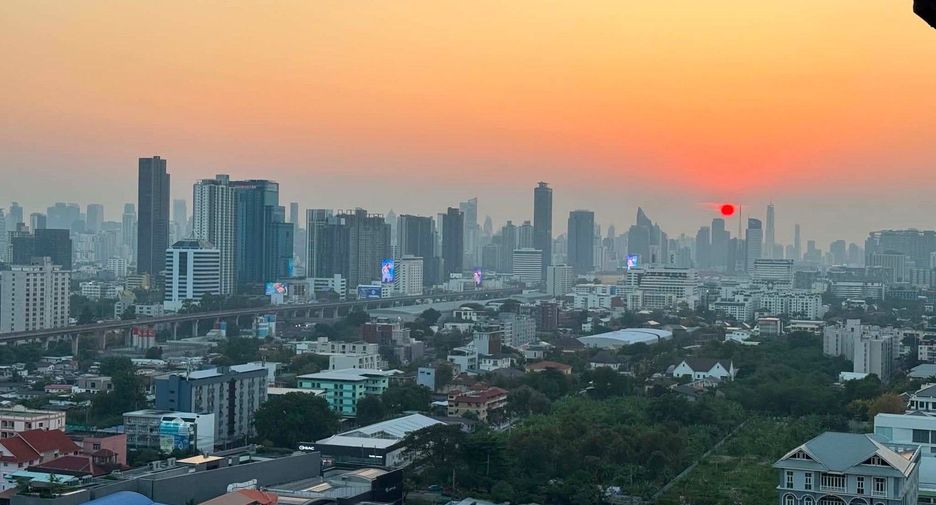 ขาย 2 ห้องนอน คอนโด ใน สวนหลวง, กรุงเทพฯ