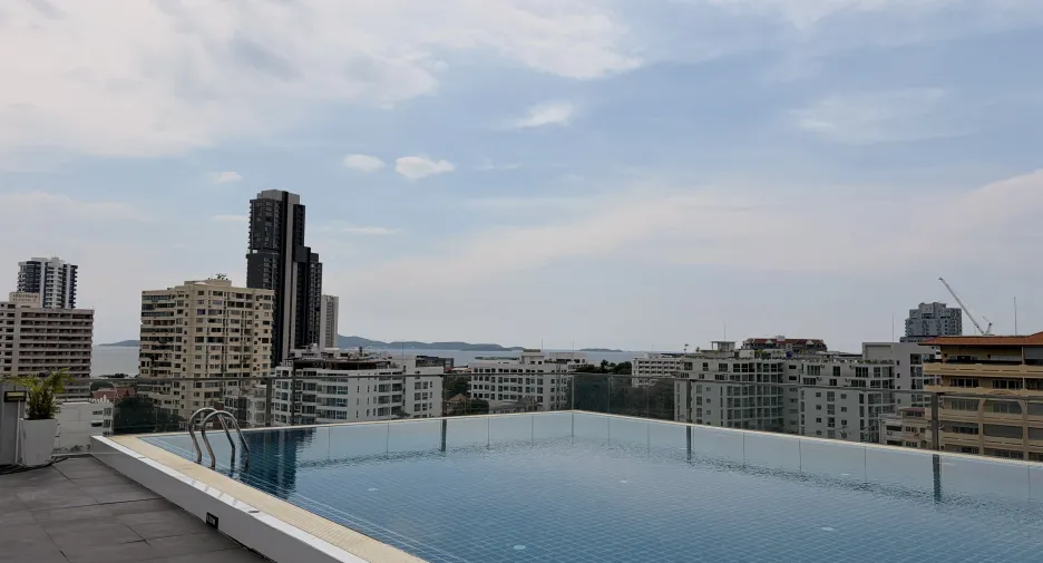 For sale 1 bed condo in Bang Lamung, Chonburi