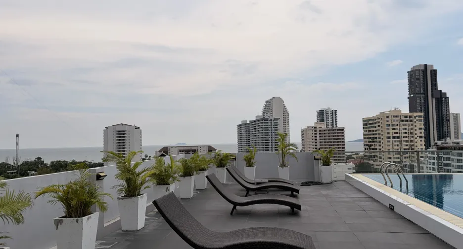 For sale 1 bed condo in Bang Lamung, Chonburi