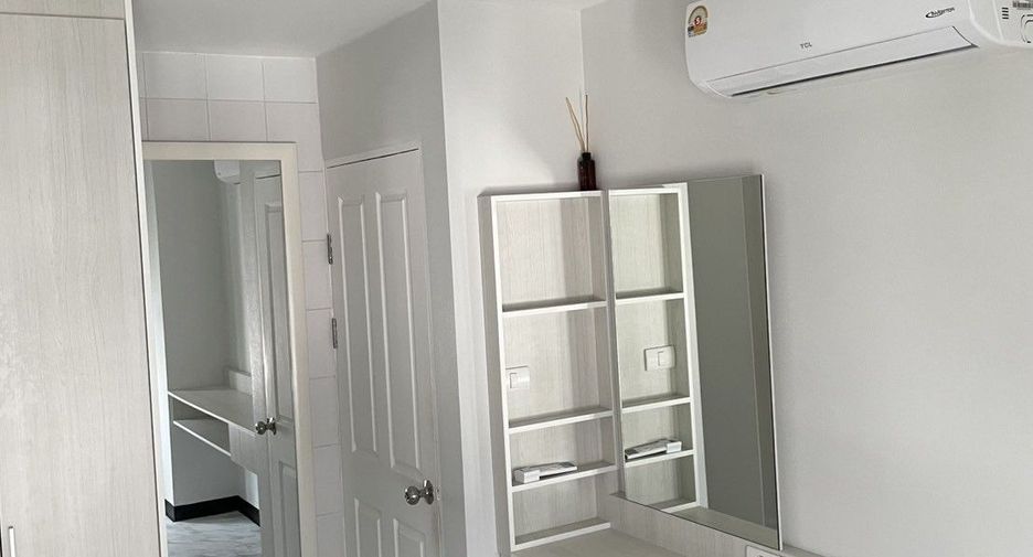 Condo en venta de 2 habitaciones en Huai Khwang, Bangkok