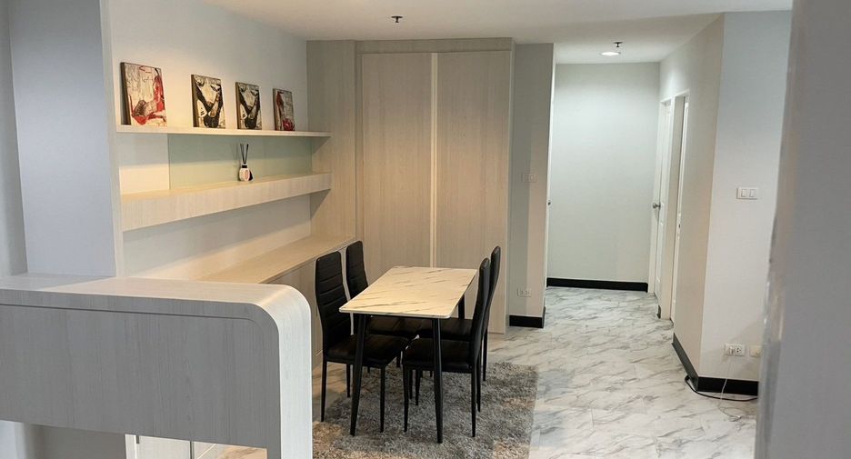 Condo en venta de 2 habitaciones en Huai Khwang, Bangkok