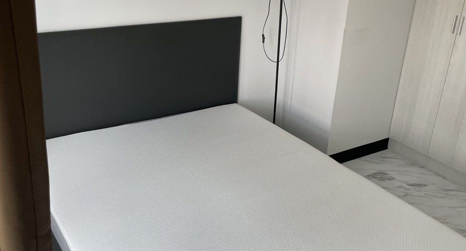 Condo en venta de 2 habitaciones en Huai Khwang, Bangkok