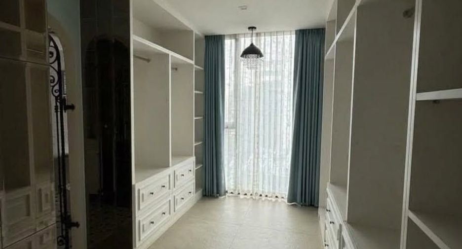 For rent 1 bed condo in Watthana, Bangkok