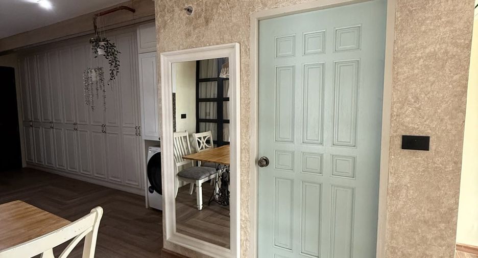 For rent 1 bed condo in Watthana, Bangkok
