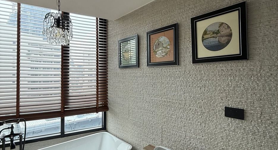 For rent 1 bed condo in Watthana, Bangkok