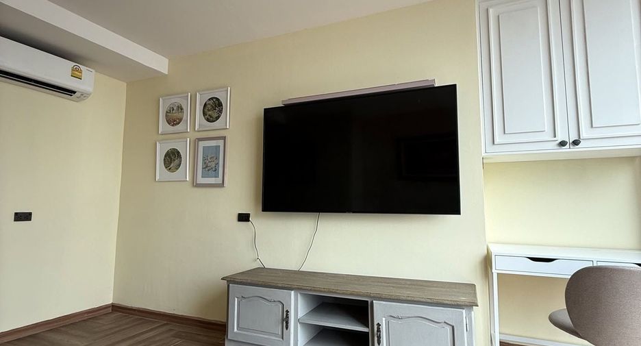 For rent 1 bed condo in Watthana, Bangkok