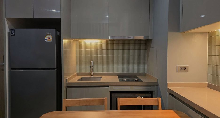 For sale 1 bed condo in Bang Rak, Bangkok