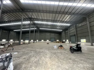 For rent and for sale warehouse in Lam Luk Ka, Pathum Thani