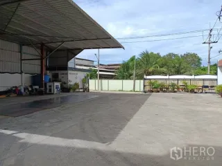 For sale warehouse in Ban Phaeo, Samut Sakhon