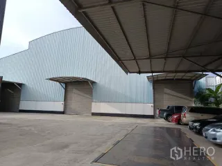 For sale warehouse in Ban Phaeo, Samut Sakhon