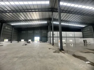 For rent and for sale warehouse in Lam Luk Ka, Pathum Thani