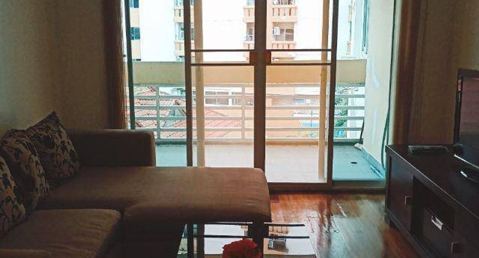 For rent 1 bed condo in Watthana, Bangkok
