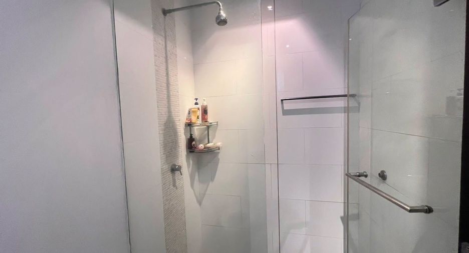 For sale 2 bedrooms condo in Yan Nawa, Bangkok