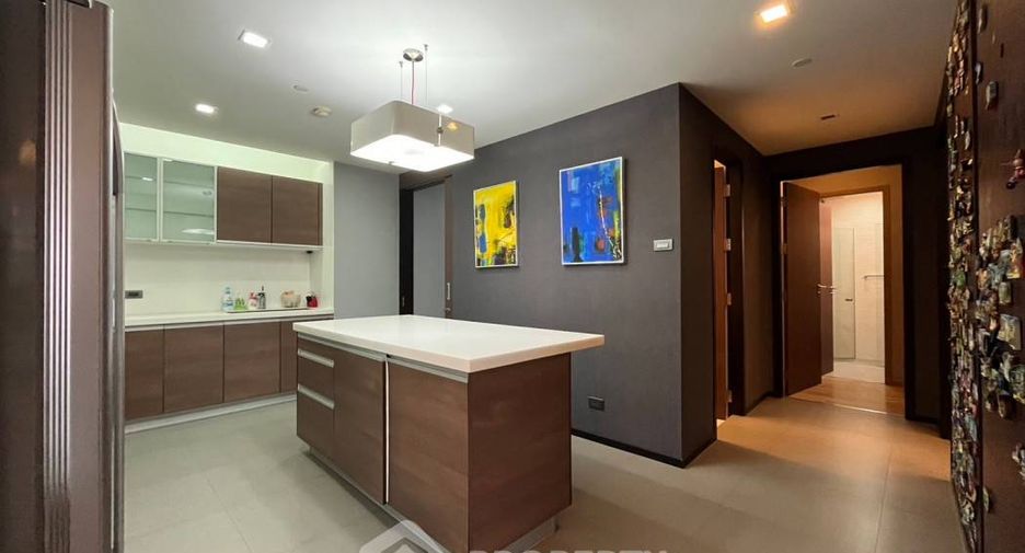 For sale 3 bedrooms condo in Bang Kho Laem, Bangkok