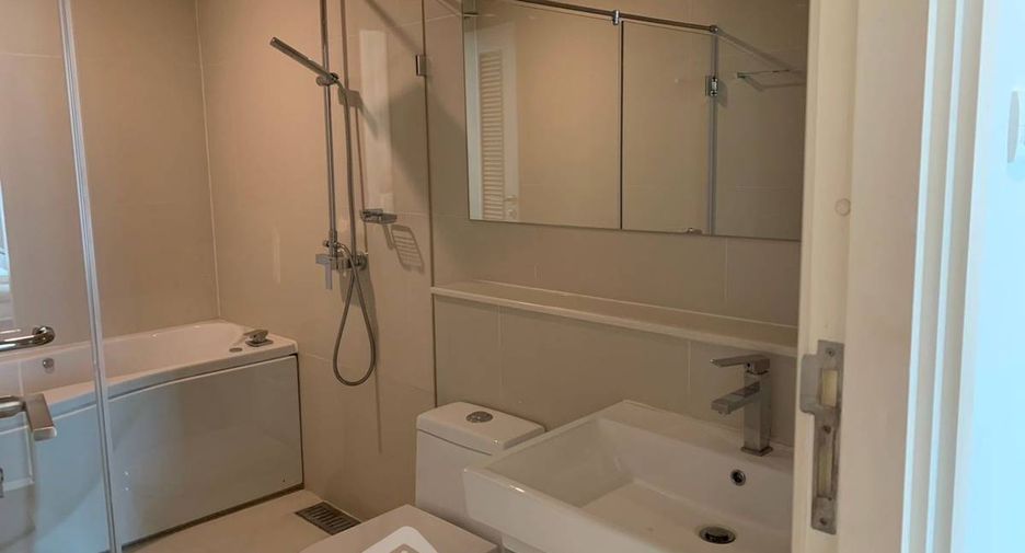 Wohnung zur Miete mit 4 Zimmer in Watthana, Bangkok