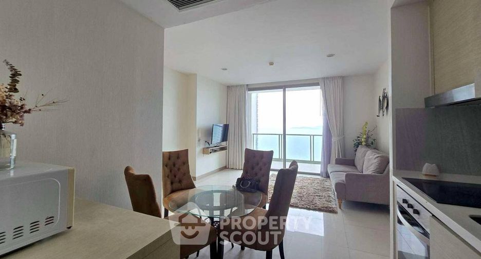 For rent 2 bedrooms condo in Bang Lamung, Chonburi