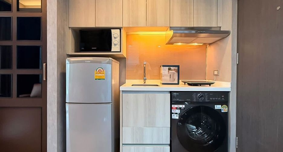 For rent 1 bed condo in Khlong Toei, Bangkok