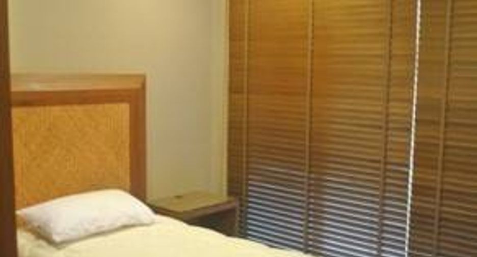 For rent and for sale 4 bedrooms condo in Watthana, Bangkok