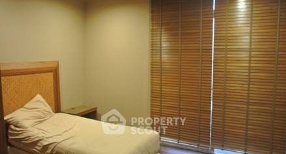 For rent and for sale 4 bedrooms condo in Watthana, Bangkok