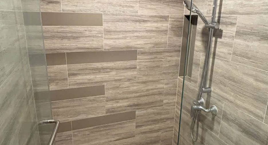 For sale 1 bed condo in Huai Khwang, Bangkok