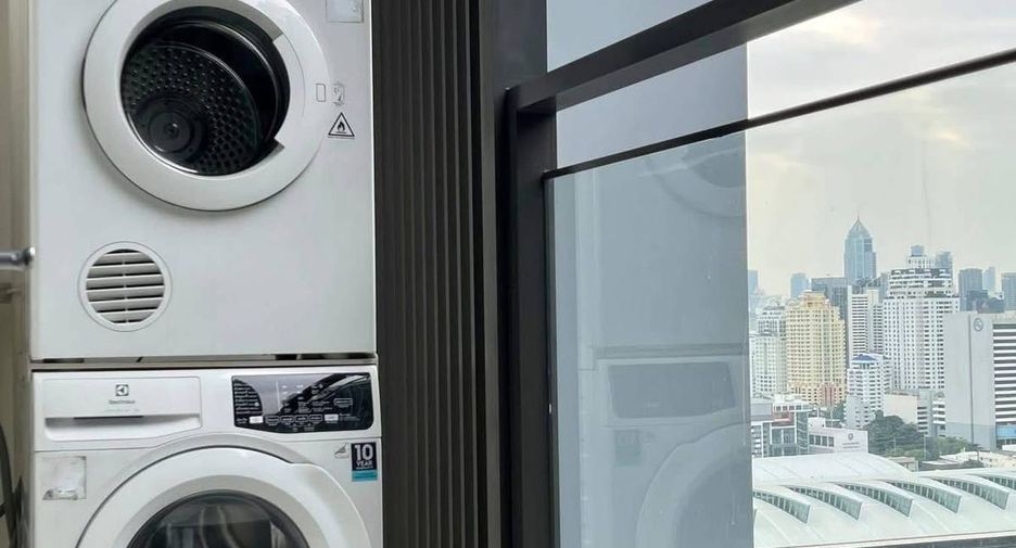 For sale 1 bed condo in Ratchathewi, Bangkok