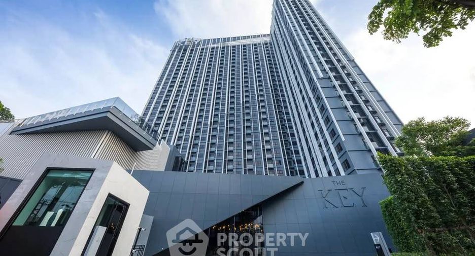 For sale 1 bed condo in Phasi Charoen, Bangkok