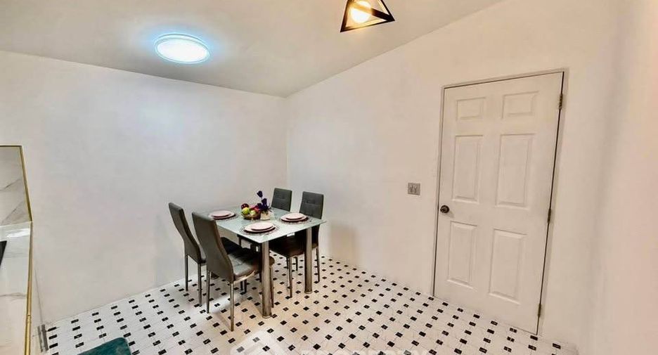 For sale 3 bedrooms house in Mueang Chon Buri, Chonburi