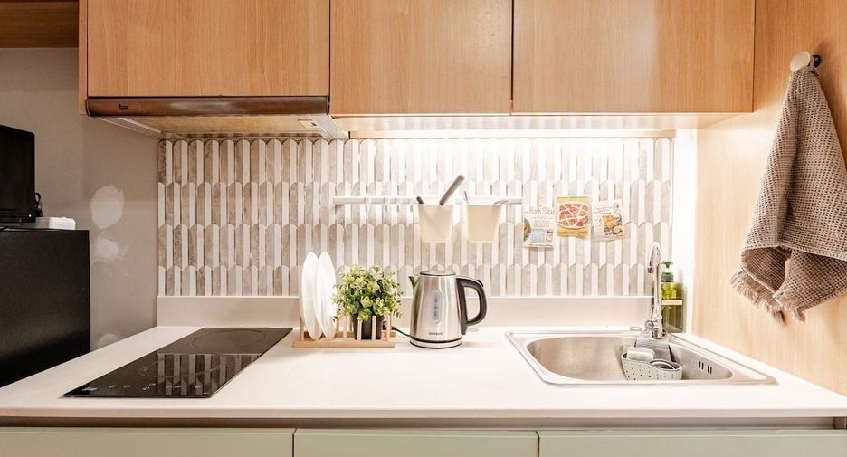 For rent 1 bed condo in Watthana, Bangkok