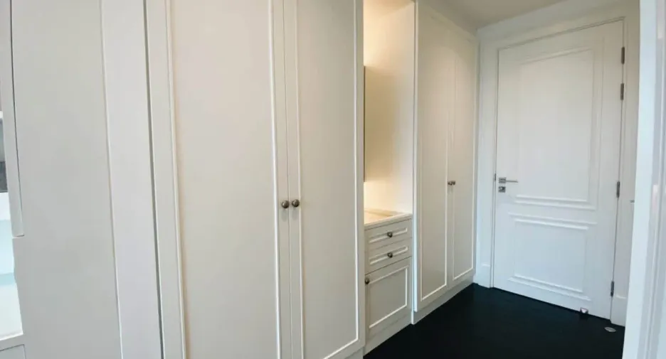 For rent 2 bedrooms condo in Yan Nawa, Bangkok